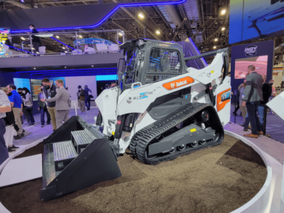 Bobcat_electric_track_loader_CES.png