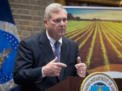 Vilsack_photo_final (1).png