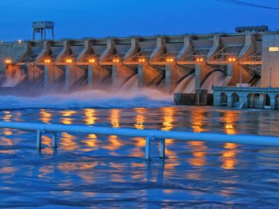 dam at night 2.jpg