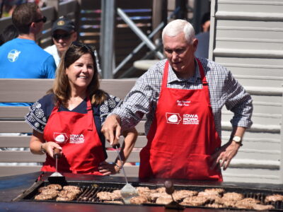 Mike_Pence_flipping_patties.jpeg