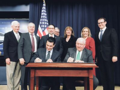 USDA, FDA sign MOU (Jan. 30, 2018)