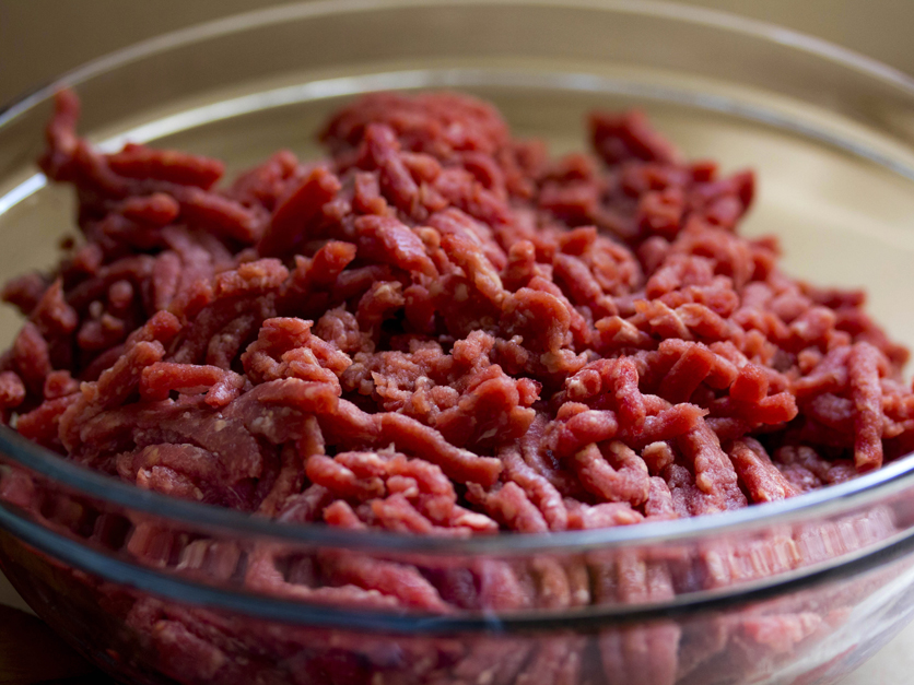 Ground beef in bowl