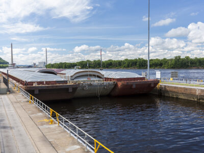 Barge_waterway